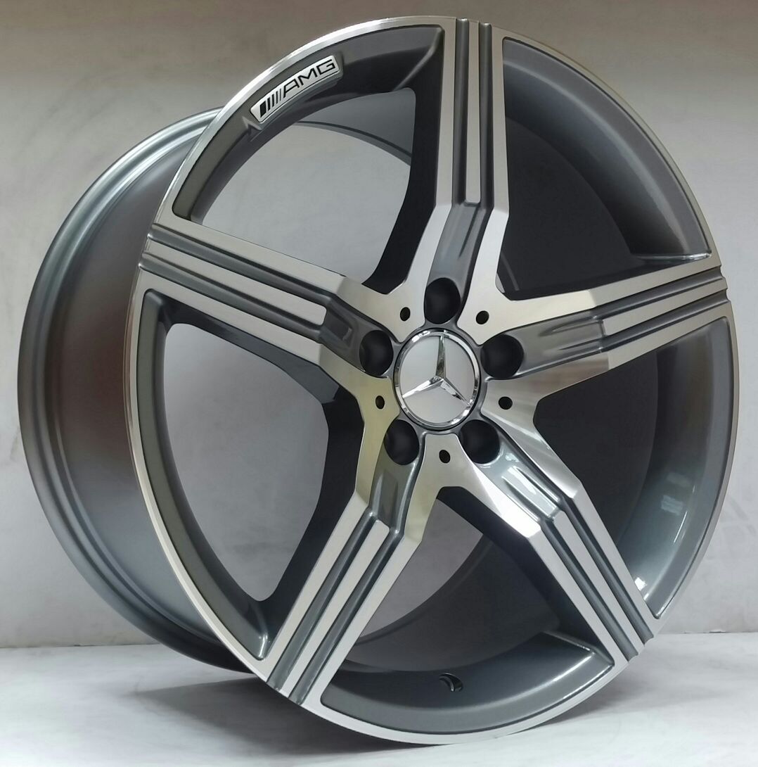 S63 AMG 2 18x8.5 ET32 18x9.5 ET30